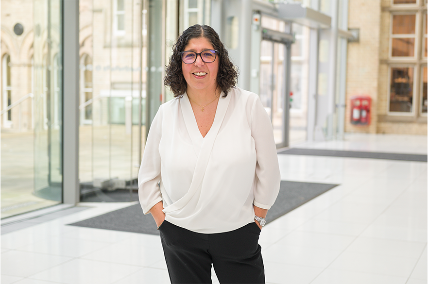 Dr. Juliana Mainard-Sardon